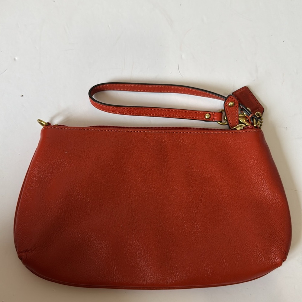Vintage large coach wrislet - Picture 4 of 9